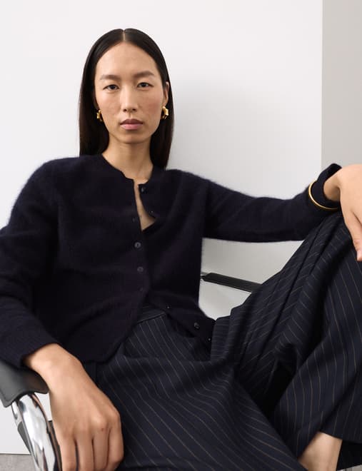 Wool Rich Relaxed Cardigan with Cashmere