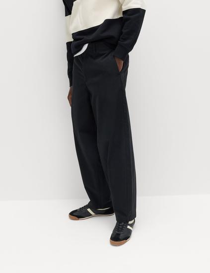 Barrel Fit Trousers