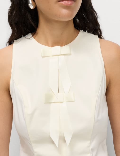 Bow Detail Waisted Top