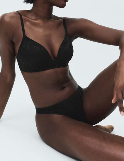 Body Lace Non Wired Plunge Bra (A-E)