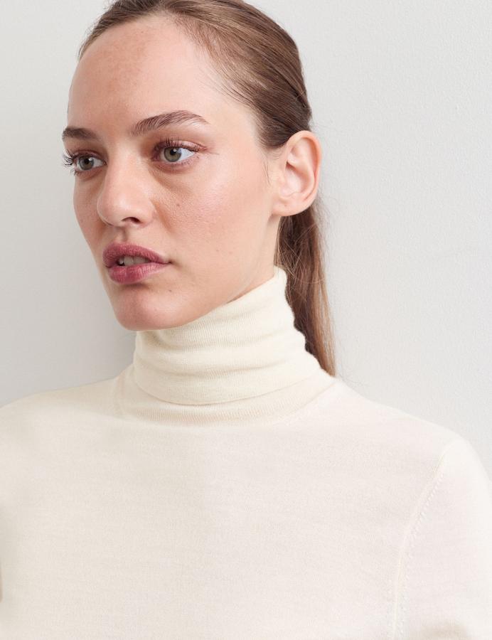 Wool with Cashmere Roll Neck Jumper