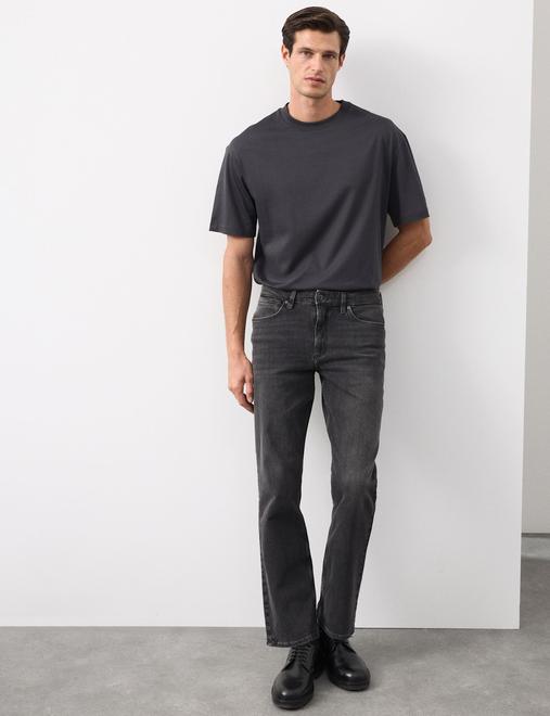 Straight Fit 360 Flex Stretch Jeans