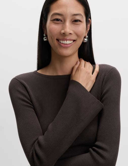 Flute Sleeve Knitted Top