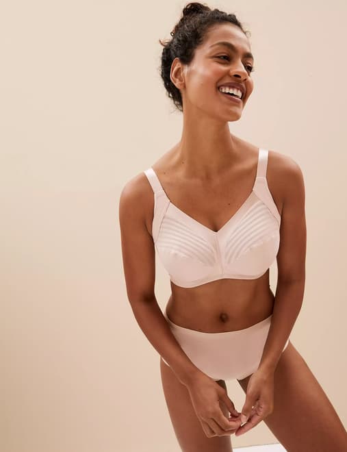 Marks & Spencer Womens Embroidered Total Support Non Wired Full Cup Bra :  : Clothing, Shoes & Accessories