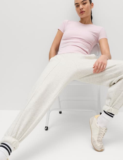 Modal Rich Rib Round Neck Fitted T-Shirt