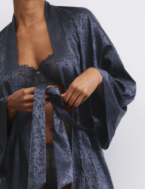 Lisianthus Satin Floral Jacquard Wrap