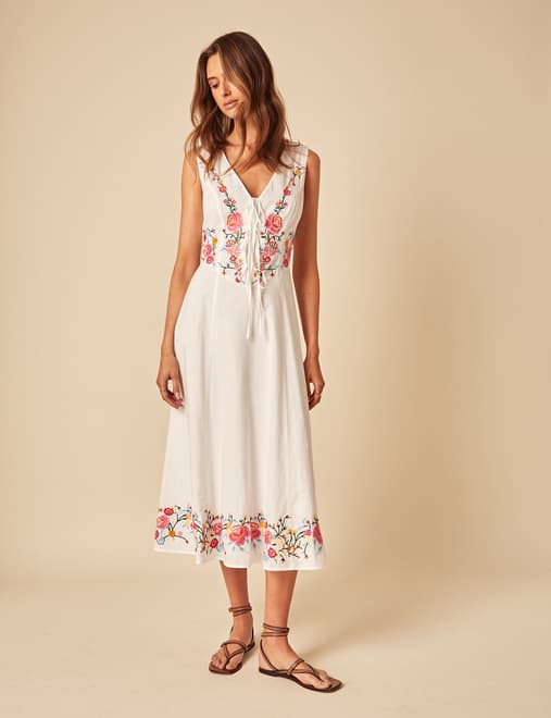 Terra Midi Dress Embroidered