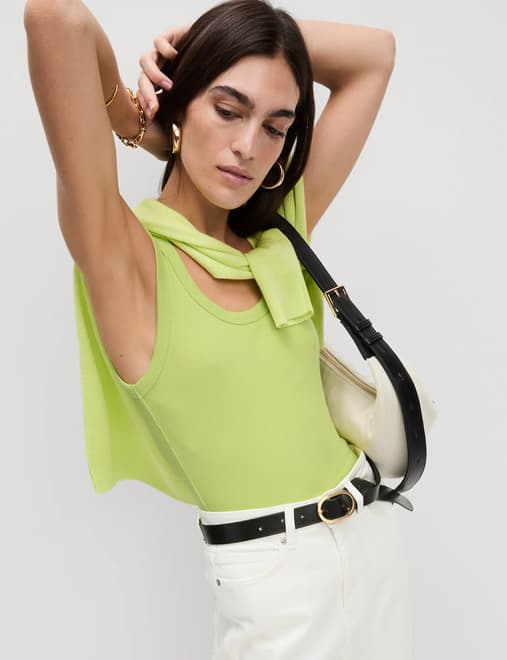 product-main-image
