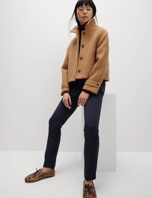 product-main-image