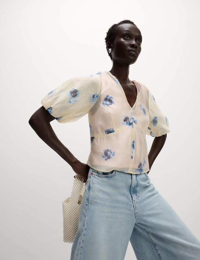 Organza Floral V-Neck Puff Sleeve Blouse