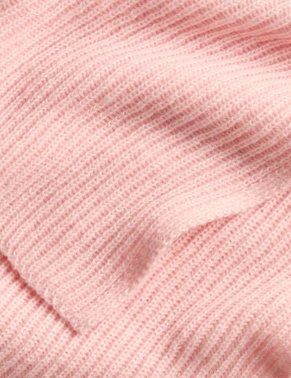 Ribbed Knit Scarf