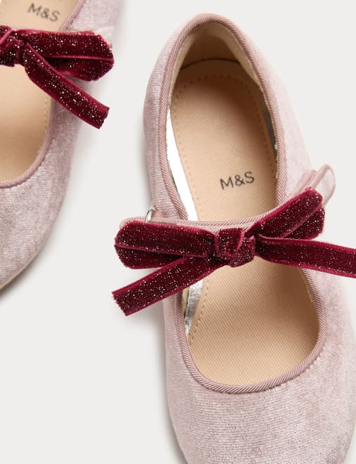 Kids' Velvet Bow Ballet Pumps (4 Small - 2 Large)
