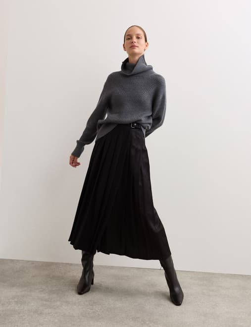Pleated Wool Kilt Skirt