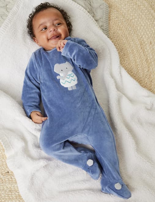 Newborn suit best sale