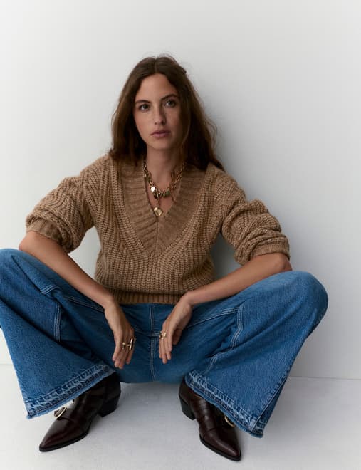 Ribbed V-Neck Puff Sleeve Jumper with Wool