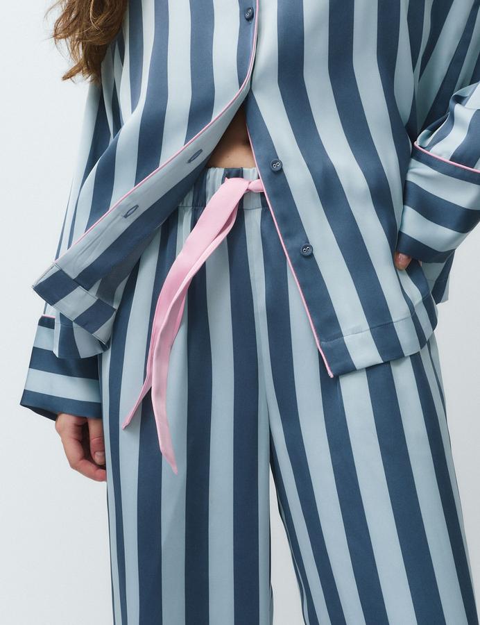 Dream Satin™ Striped Revere Pyjama Set