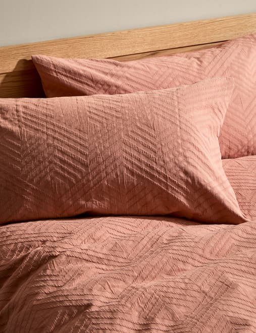 Pure Cotton Geometric Matelassé Bedding Set