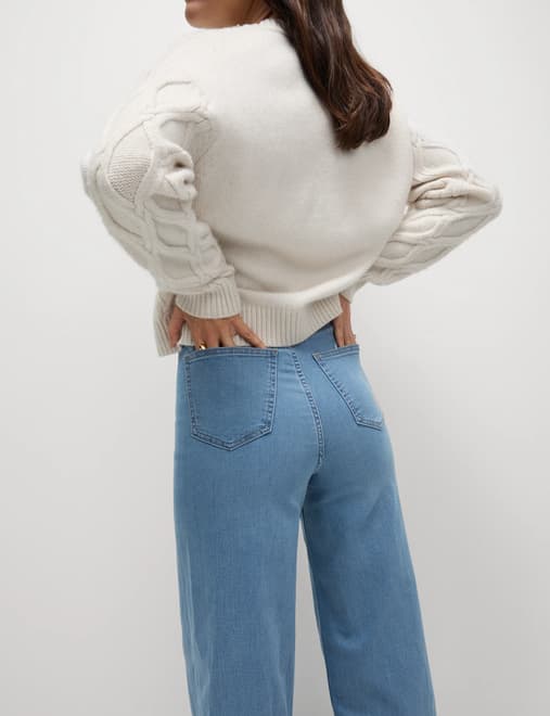 product-main-image