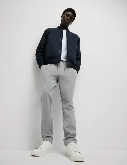 product-main-image
