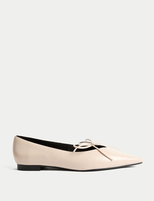 Bow Flat Pointed Pumps