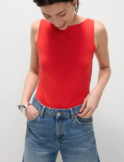 product-main-image