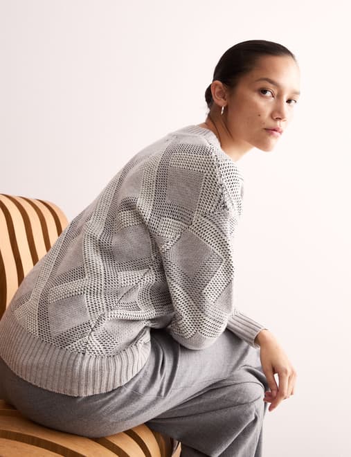 Pure Merino Wool Textured V-Neck Jumper