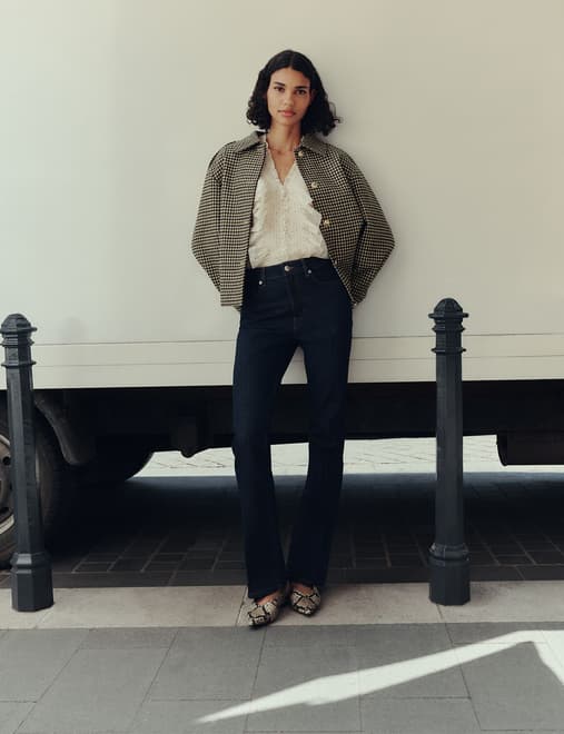 Polka Dot V-Neck Frill Detail Top