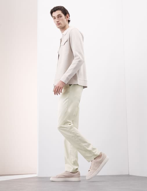 product-main-image