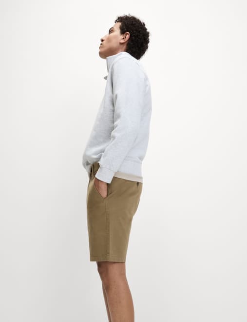 product-main-image