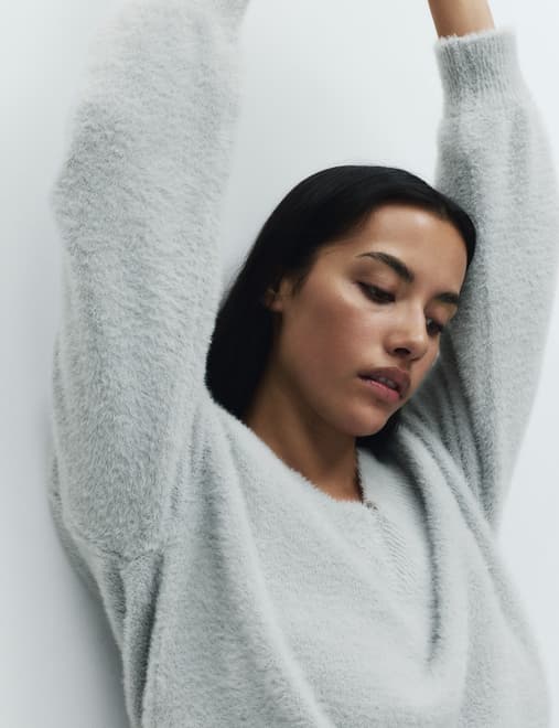 Feather Knit V-Neck Pyjama Top