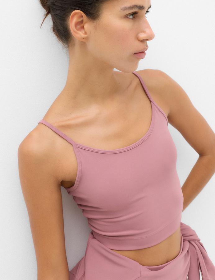 Essential Scoop Neck Crop Top