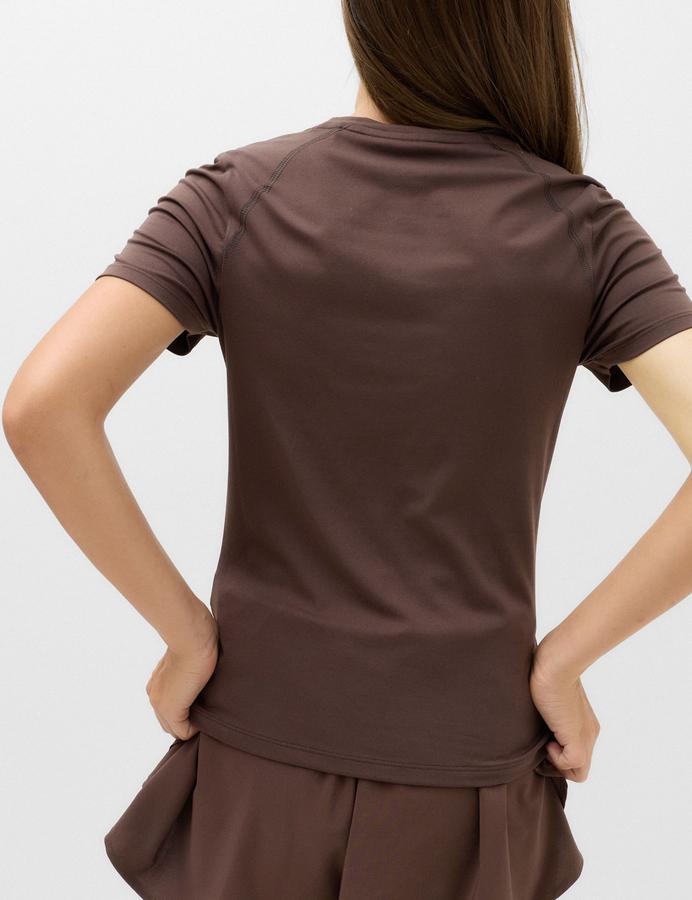 Round Neck Fitted T-Shirt