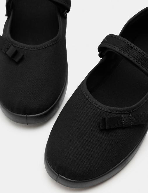 Kids' Riptape Plimsoll School Shoes (7 Small - 4 Large)