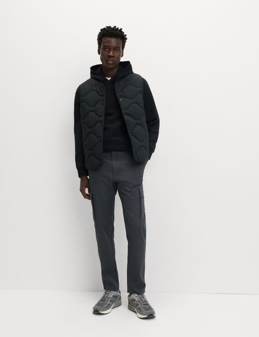 Tapered Fit Stretch Cargo Trousers