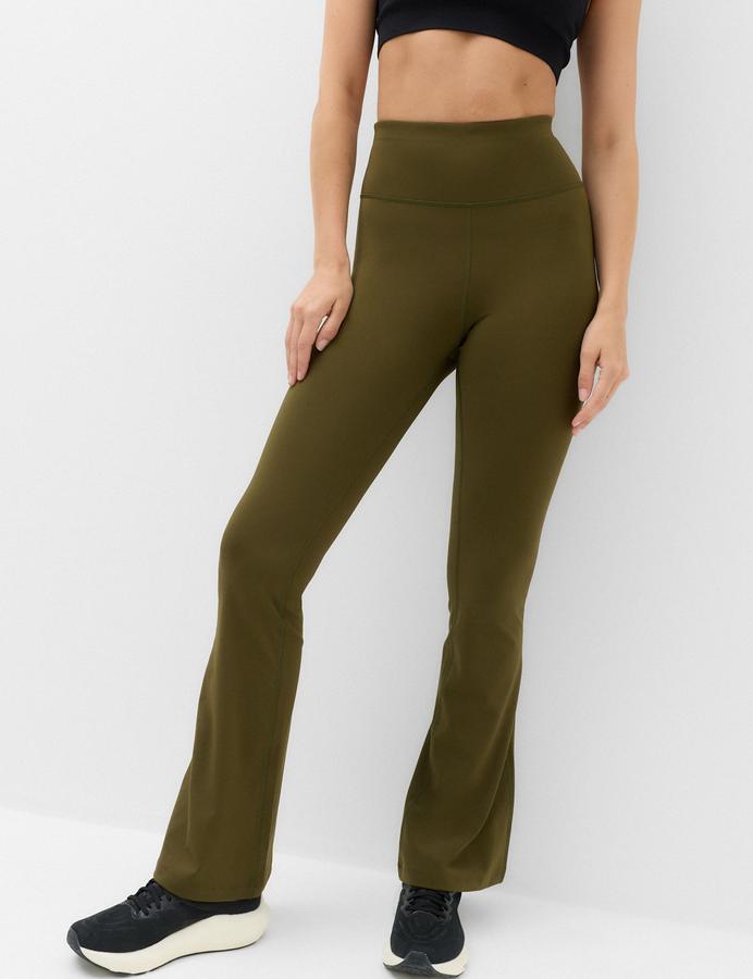 Essential High Waisted Flared Leggings