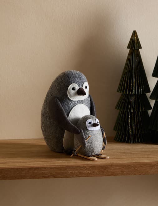 Felt Penguin Duo Room Decoration