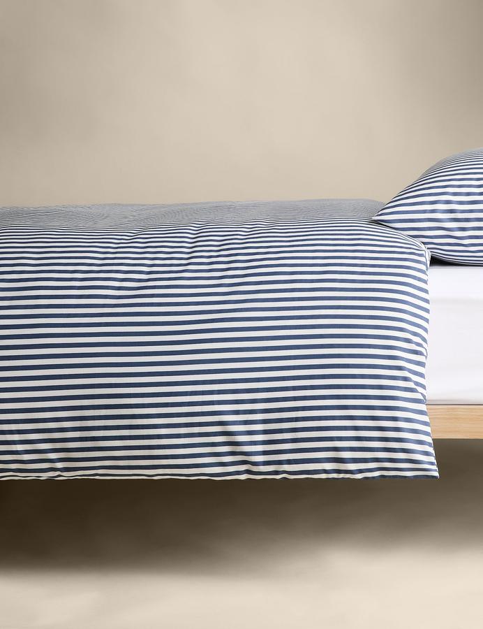 Cotton Blend Striped Bedding Set