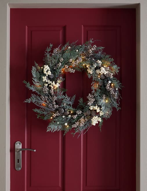 Pre-Lit Snowy Wreath