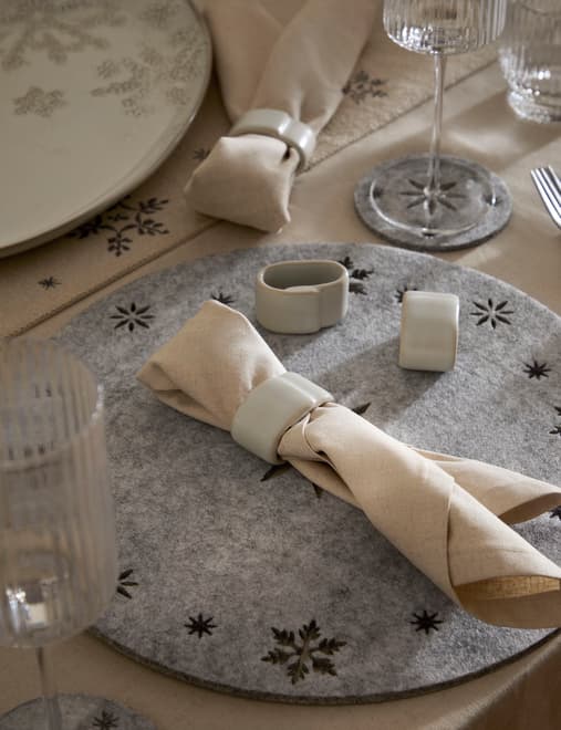 Set of 4 Ceramic Napkin Rings