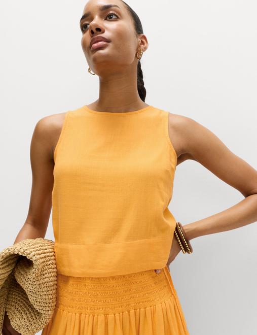 Vest with Linen