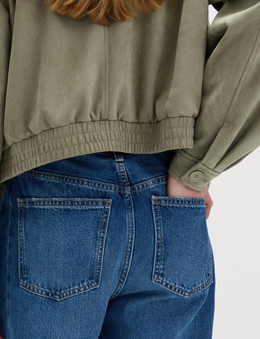 Mid Rise Barrel Jeans