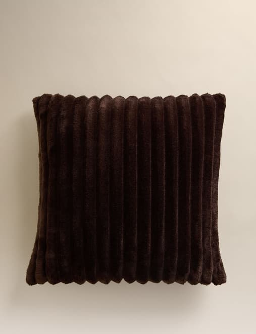 Fleece Ribbed Cushion
