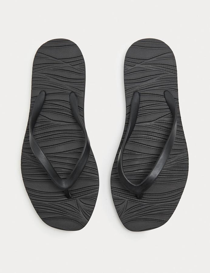 Flat Flip Flops