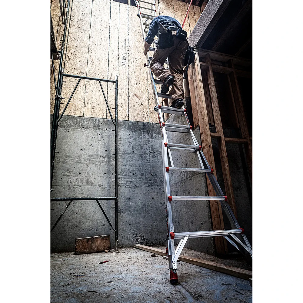 Little Giant Aluminum Multi-Position Extension Ladder W/Ratchet Leg Levelers (7.9 m)