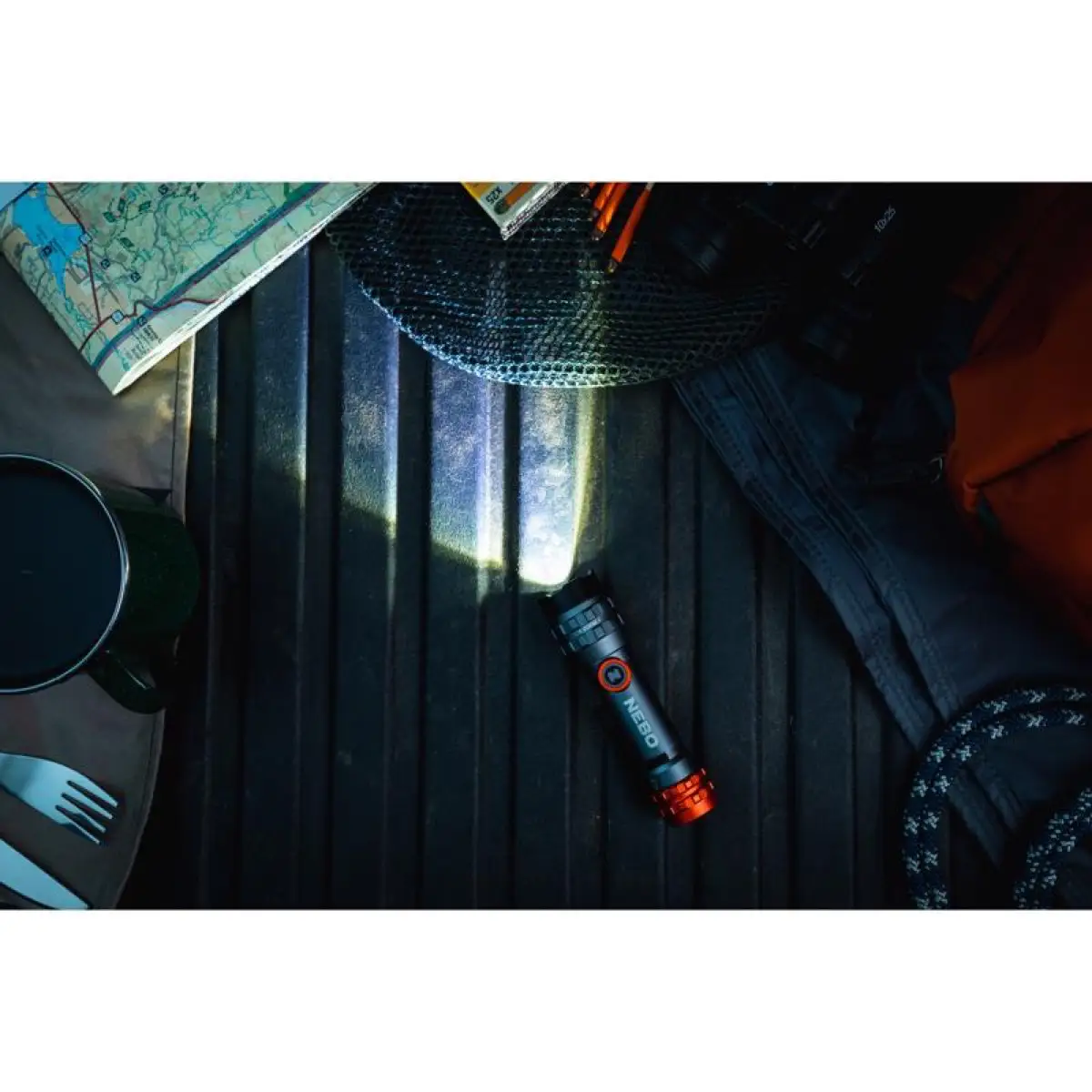 Nebo Davinci Flex Pocket Light (450 Lumens) 