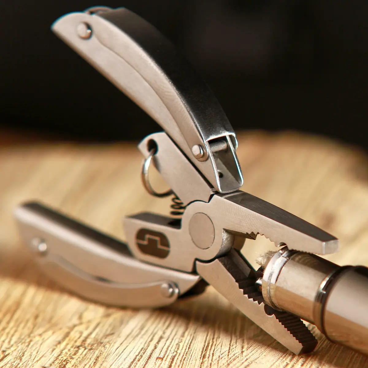 True Utility Scarab Stainless Steel Multitool, TU204  (88 x 27 x 16 mm)
