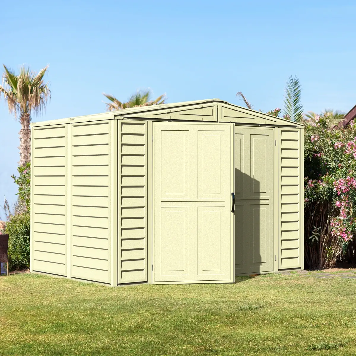 Duramax Aluminium & Vinyl Plastic Storage Shed (Adobe, 240 x 163 x 187.5 cm)