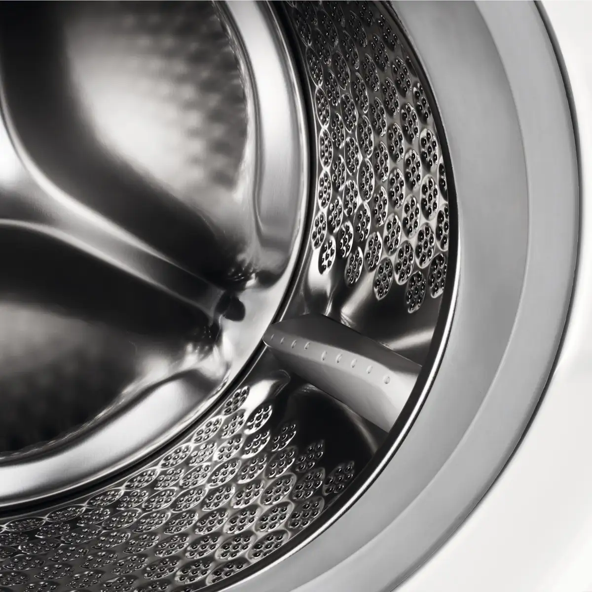 Electrolux 7/4 Kg Built-in PerfectCare 700 Washer Dryer,  EW7W4762OFB (1600 rpm)