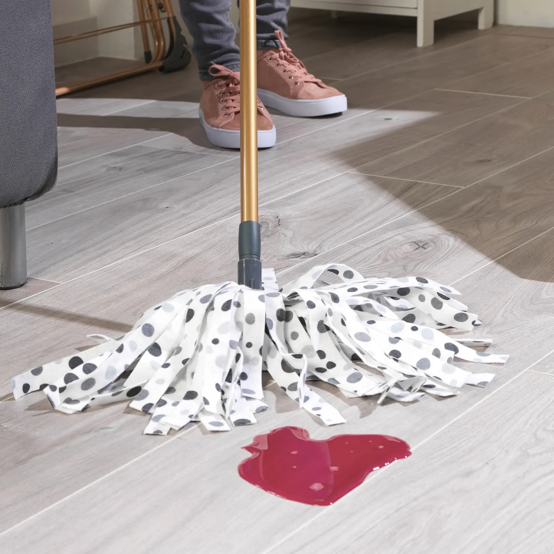 Beldray Cloth Mop W/Telescopic Handle