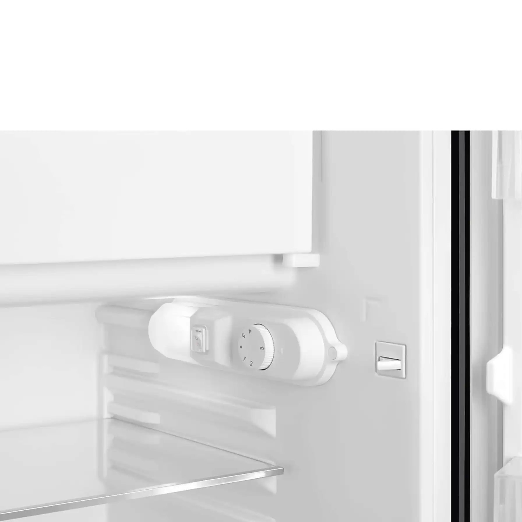 SMEG 50s Retro Style Freestanding Single-Door Refrigerator, FAB10RBL5 (118 L)